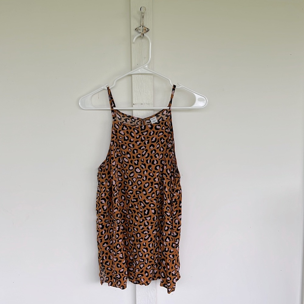 Old Navy leopard print spaghetti strap shirt